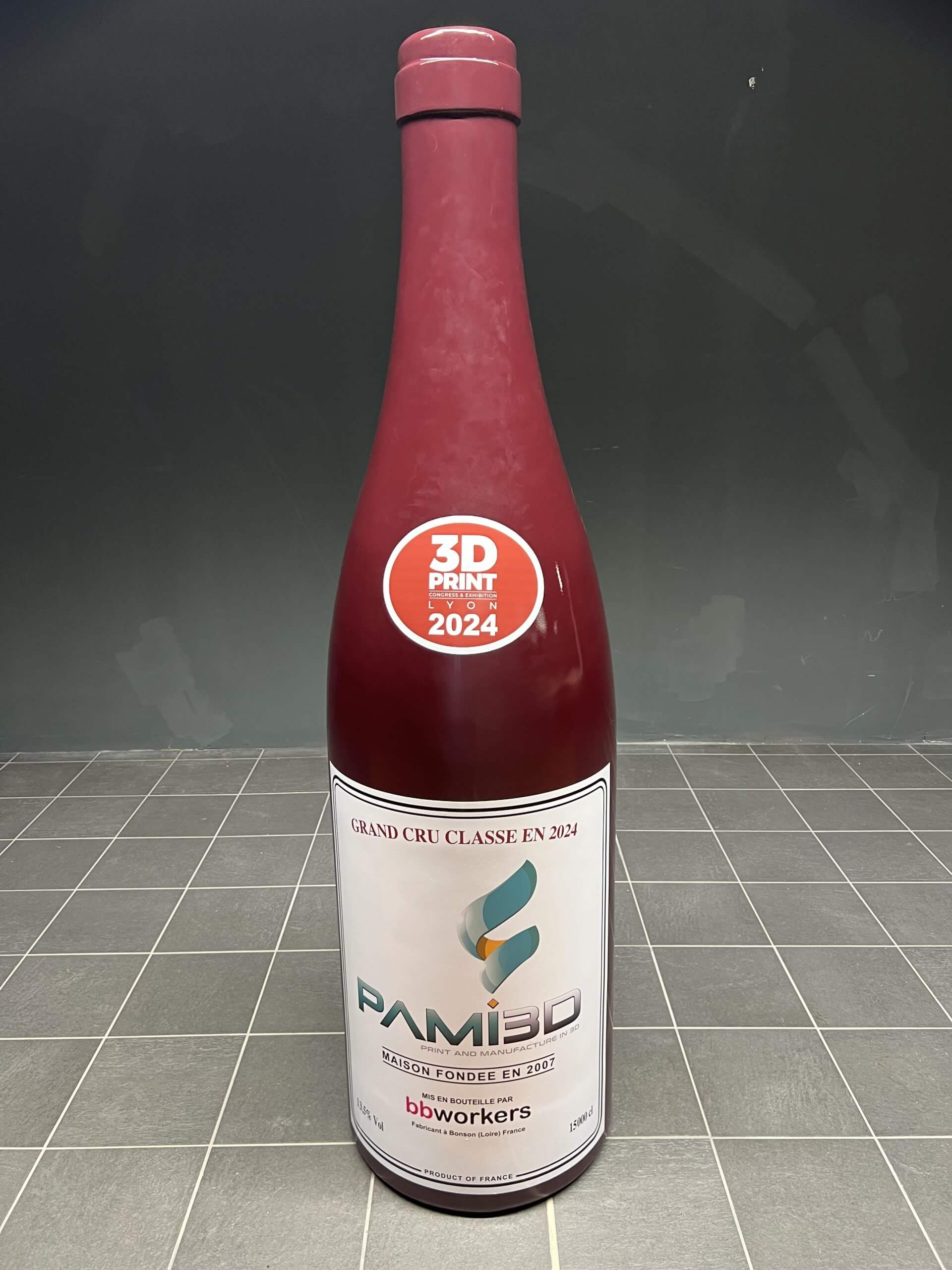 Bouteille de vin imprimée en 3D grand format, prototype événementiel, PAMI3D
